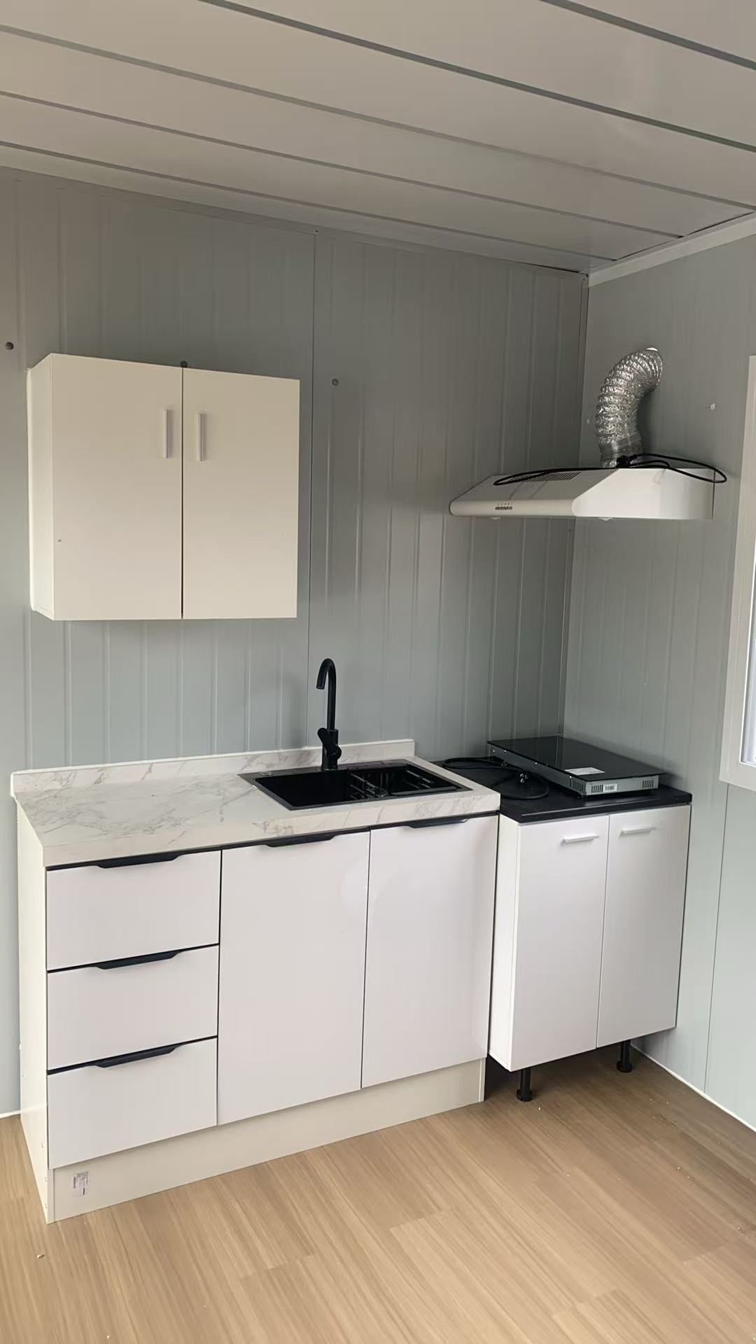 8x3 cabin house self contained units