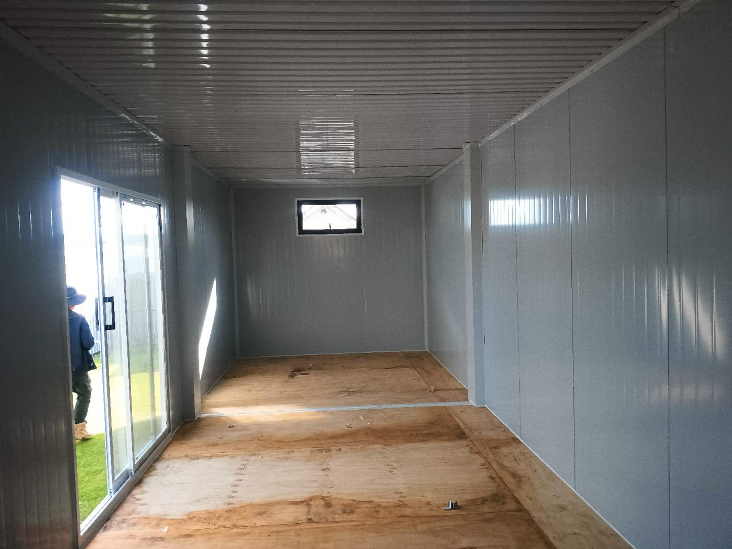 cabin house 9x3 with double roofing