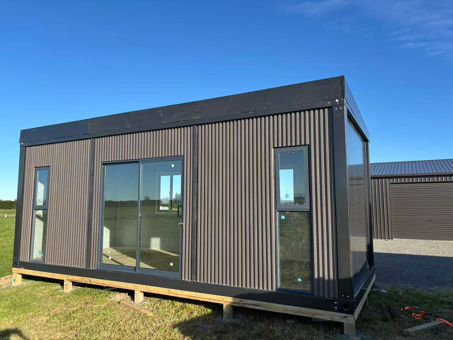 cabin house 7x3 with insulating roofing